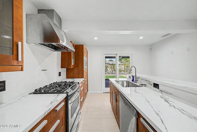 3413 N 63RD Street, Scottsdale, AZ 85251