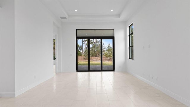 375 SE Via Sangro, Port St. Lucie, FL 34952
