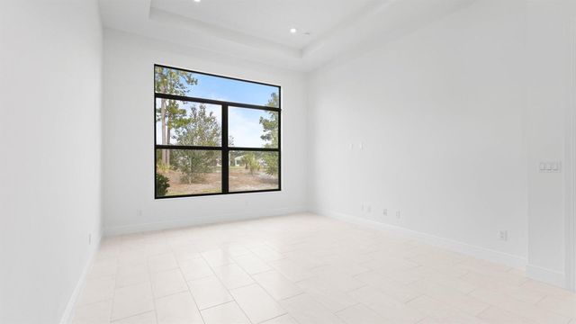 375 SE Via Sangro, Port St. Lucie, FL 34952
