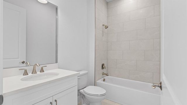 375 SE Via Sangro, Port St. Lucie, FL 34952