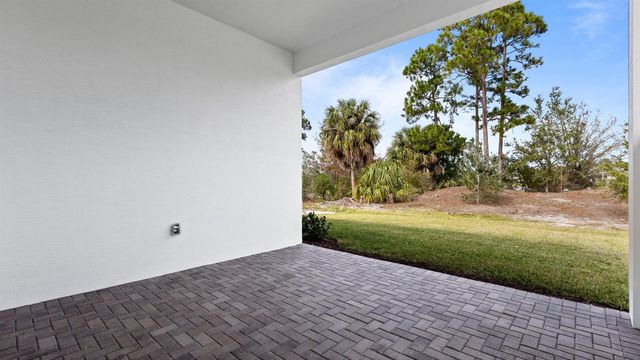 375 SE Via Sangro, Port St. Lucie, FL 34952