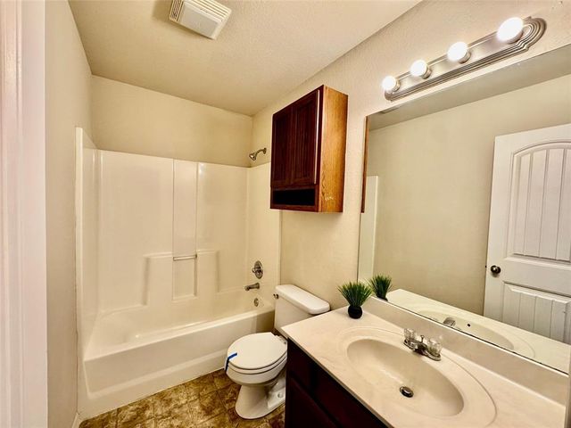 14710 E 108th Street, Owasso, OK 74055