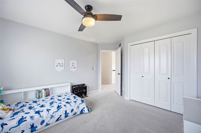 211 SW Oakmont Drive, Ankeny, IA 50023