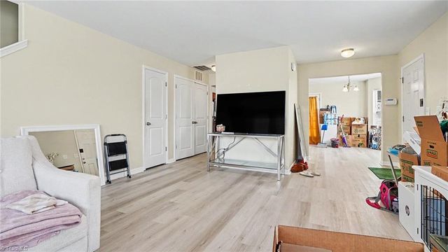 4293 Youngstown Drive, Greensboro, NC 27405