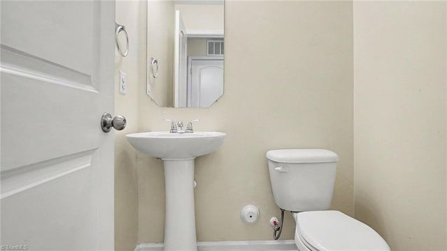 4293 Youngstown Drive, Greensboro, NC 27405