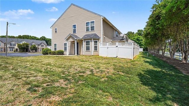 4293 Youngstown Drive, Greensboro, NC 27405