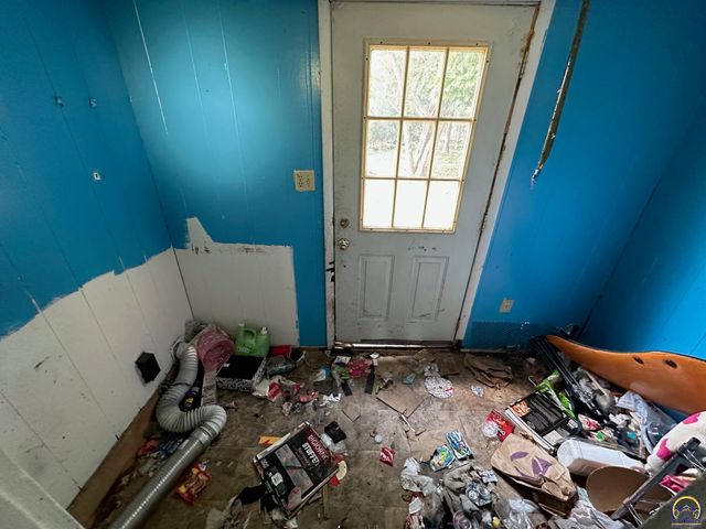 219 S East ST, Emporia, KS 66801