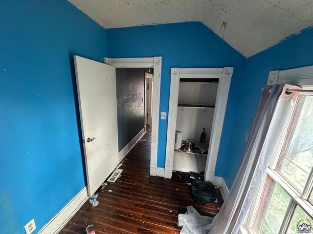 219 S East ST, Emporia, KS 66801