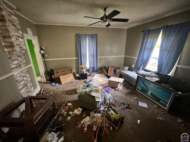 219 S East ST, Emporia, KS 66801