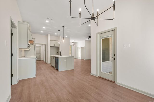 347 Diamondhead Drive, Hot Springs, AR 71913