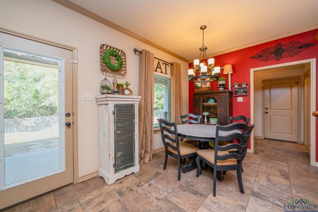 233 Collins Ct., Gladewater, TX 75647