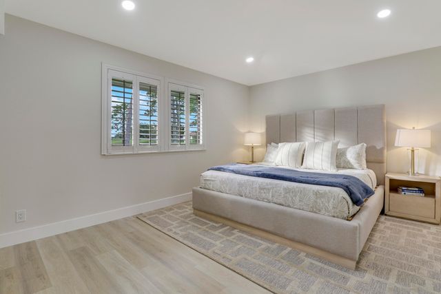 523 Club Drive, Palm Beach Gardens, FL 33418