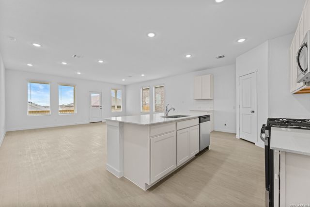 4986 Mission Tejas Road, Marion, TX 78124