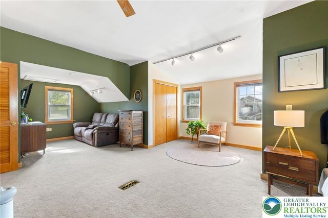 2033 Brown Street, Allentown City, PA 18104