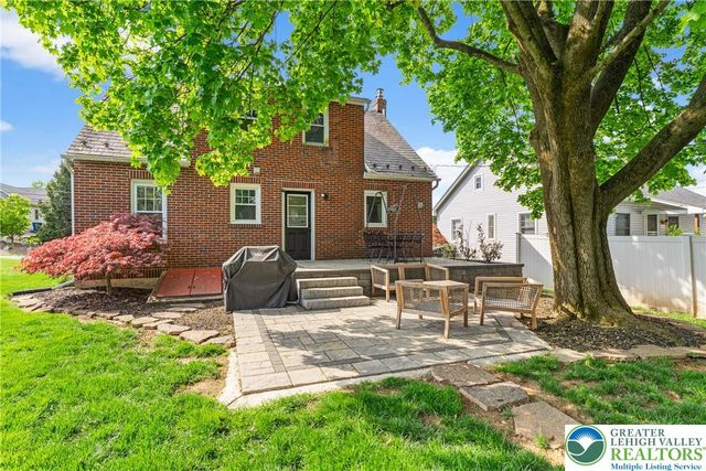 2033 Brown Street, Allentown City, PA 18104