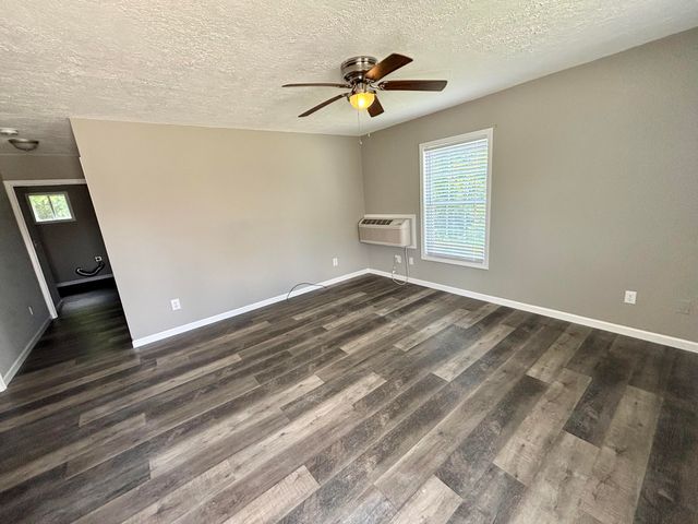 108 Scott Drive 5, Edmonton, KY 42129