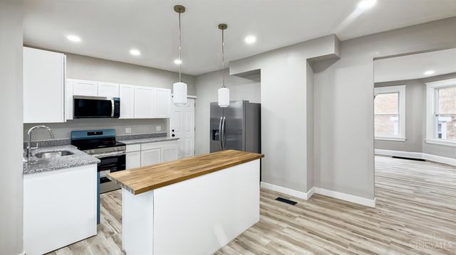 1136 Gilsey Avenue, Cincinnati, OH 45205