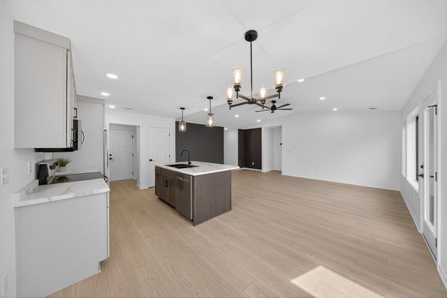 1420 Sunrise Avenue SE, Rochester, MN 55904