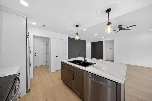 1420 Sunrise Avenue SE, Rochester, MN 55904