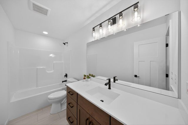 1420 Sunrise Avenue SE, Rochester, MN 55904