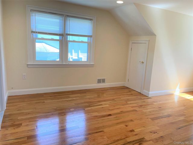 53 Lee Avenue, Scarsdale, NY 10583