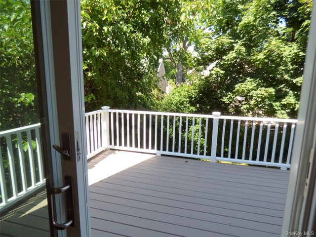 53 Lee Avenue, Scarsdale, NY 10583