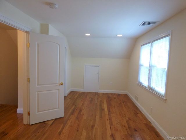 53 Lee Avenue, Scarsdale, NY 10583