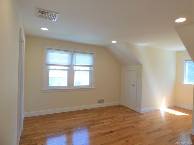 53 Lee Avenue, Scarsdale, NY 10583