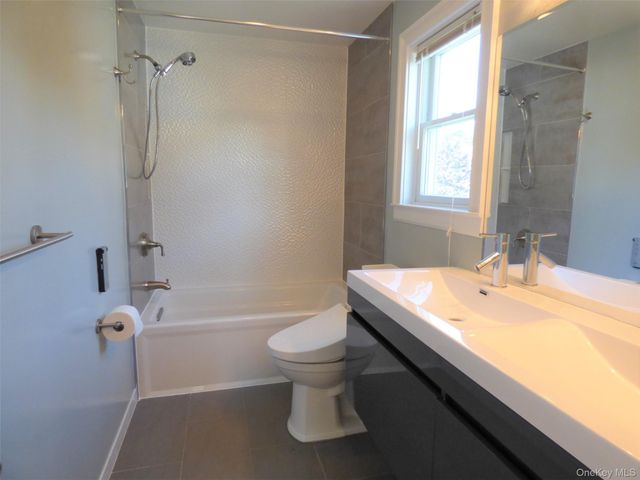 53 Lee Avenue, Scarsdale, NY 10583