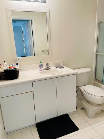 50 Menores Ave 726, Coral Gables, FL 33134