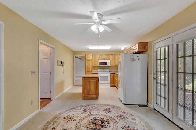 1105 Poplar Hill Drive, Lebanon, OH 45036