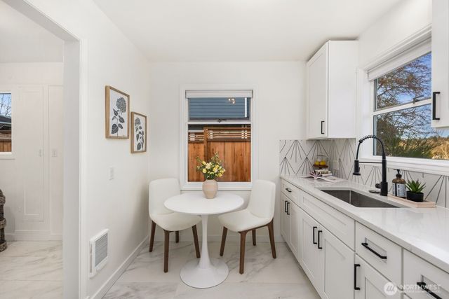 3112 SW 97th Street, Seattle, WA 98126