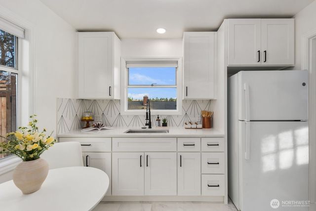 3112 SW 97th Street, Seattle, WA 98126