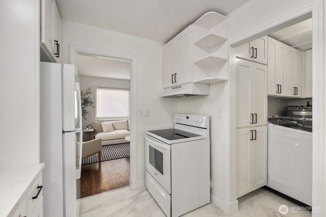 3112 SW 97th Street, Seattle, WA 98126