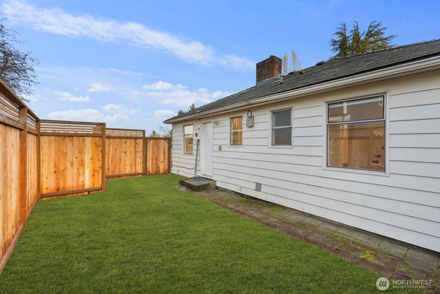 3112 SW 97th Street, Seattle, WA 98126