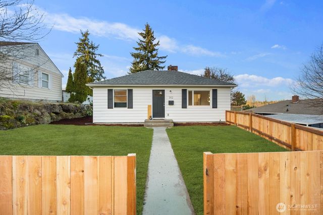 3112 SW 97th Street, Seattle, WA 98126