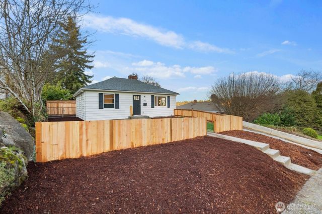 3112 SW 97th Street, Seattle, WA 98126