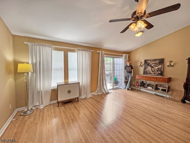 227 Canal Way, Hackettstown Town, NJ 07840