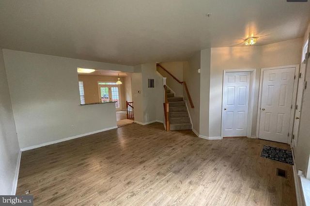 8870 PAPILLON DR, Ellicott City, MD 21043