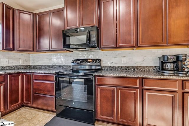 259 Chapel Hill Lane, Simpsonville, SC 29681