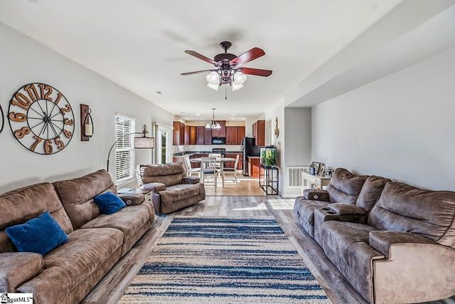 259 Chapel Hill Lane, Simpsonville, SC 29681