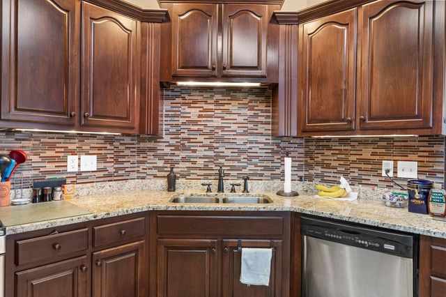 556 Kashaya Lane, Soddy Daisy, TN 37379