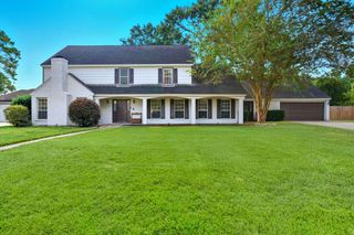 2023 Hamlin Valley Drive, Houston, TX 77090