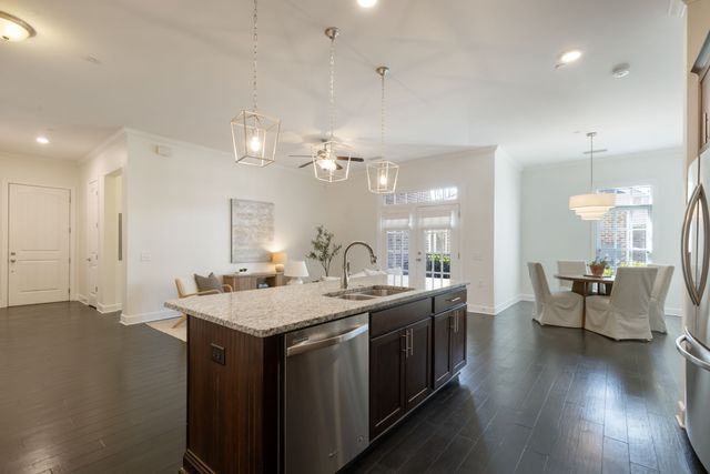 6030 Keats St Unit 102, Franklin, TN 37064