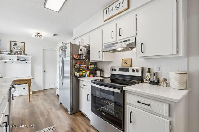 2395 DUMFRIES Court E, Orange Park, FL 32065