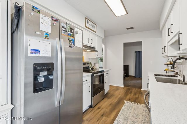 2395 DUMFRIES Court E, Orange Park, FL 32065