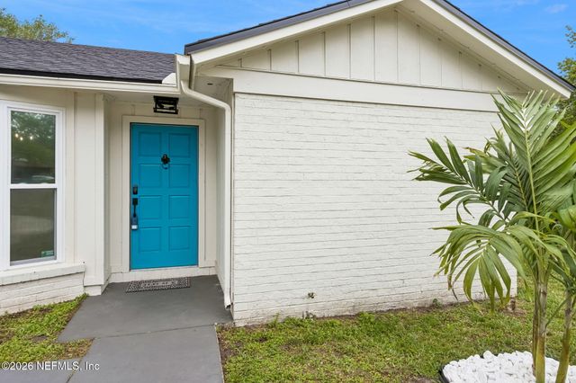 2395 DUMFRIES Court E, Orange Park, FL 32065