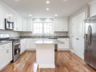579 Summit St 2, Fall River, MA 02724