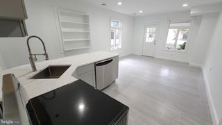 5805 26TH ST N #1, Arlington, VA 22207