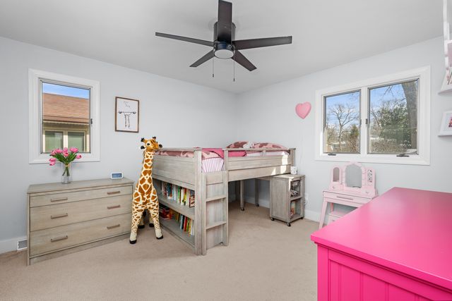 4074 4th street B, East Moline, IL 61244